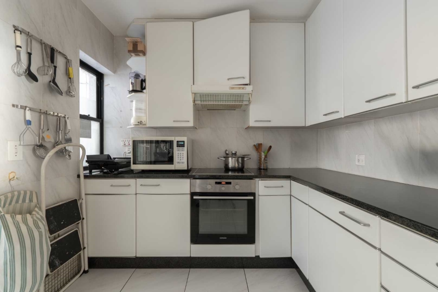 3 Bedroom Property for Sale in Sea Point Western Cape
